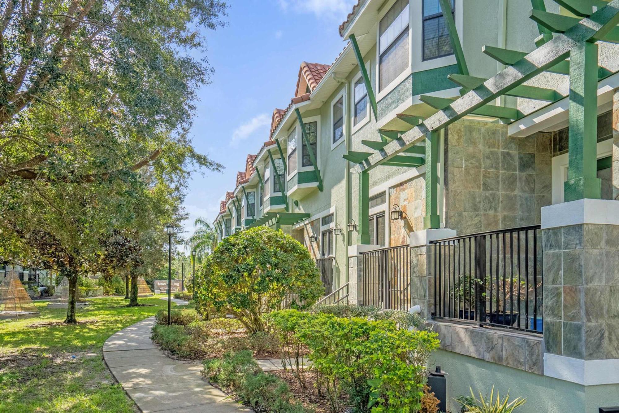 Magical Winter Memories Recent Renovated Townhome Orlando Exterior photo